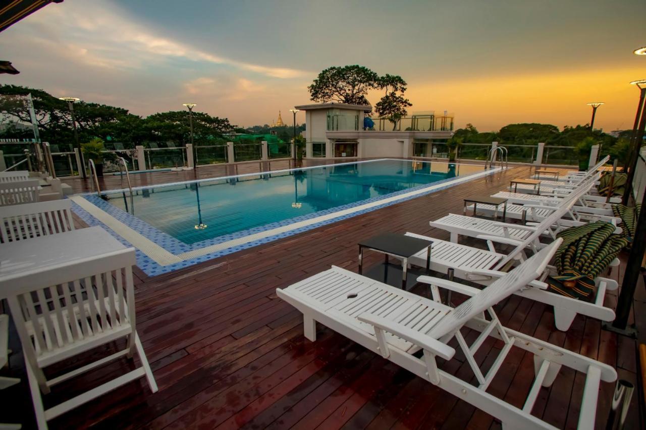 เพรสทีจ เรสซิเดนซ์ แอท โกลเดน แวลเลย์ บาย แกรนด์ ยูไนเต็ด ฮอสปิทาลิตี้ Hotel ย่างกุ้ง ภายนอก รูปภาพ