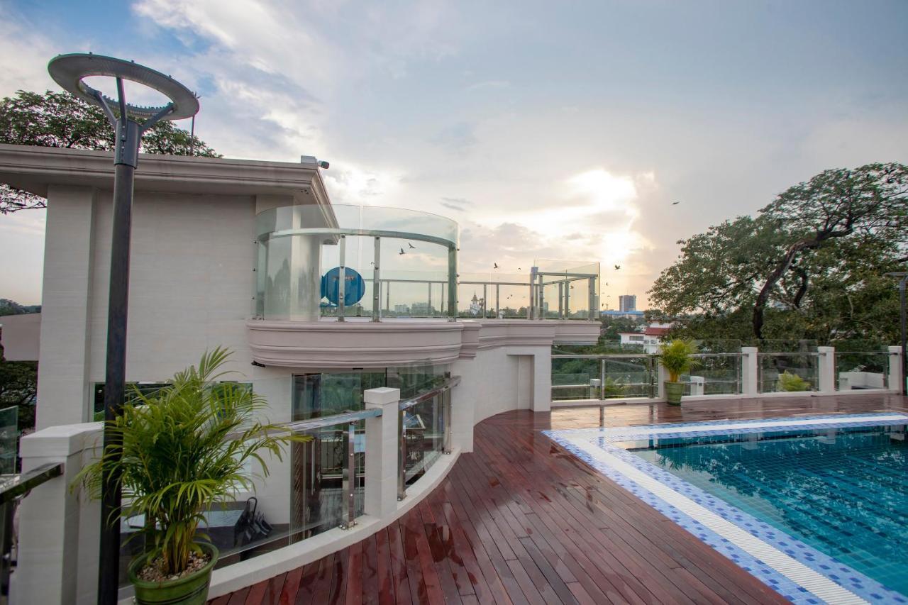 เพรสทีจ เรสซิเดนซ์ แอท โกลเดน แวลเลย์ บาย แกรนด์ ยูไนเต็ด ฮอสปิทาลิตี้ Hotel ย่างกุ้ง ภายนอก รูปภาพ